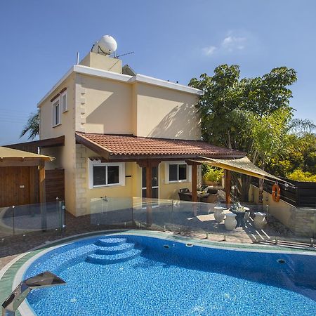 Ayia Napa Tropical Beach Villa Bagian luar foto