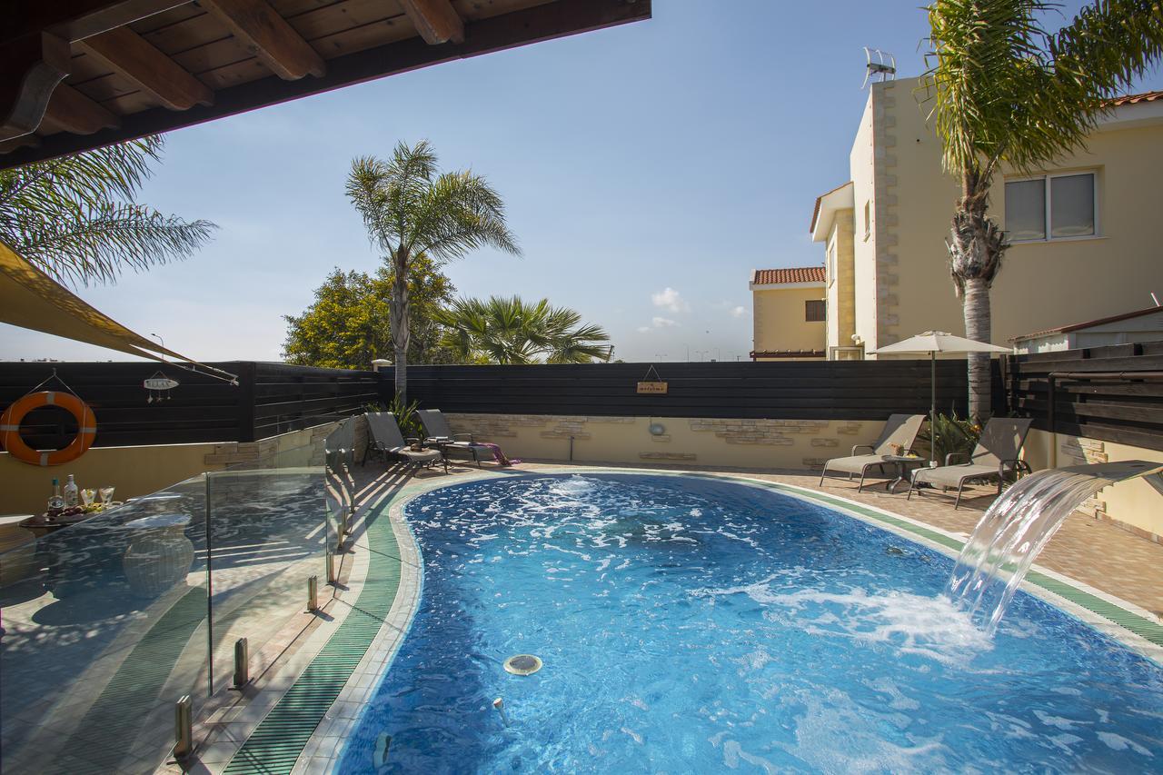 Ayia Napa Tropical Beach Villa Bagian luar foto